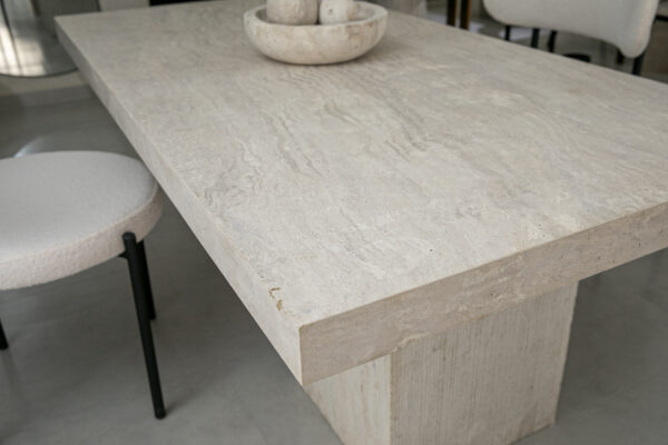 AE7A3210 Table à manger rectangle en travertin