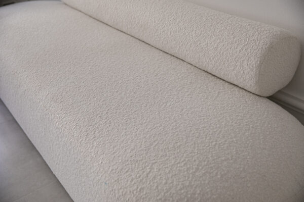 AE7A3281 Canapé en tissu bouclette