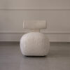 Fauteuil TILILA en tissu bouclette blanc