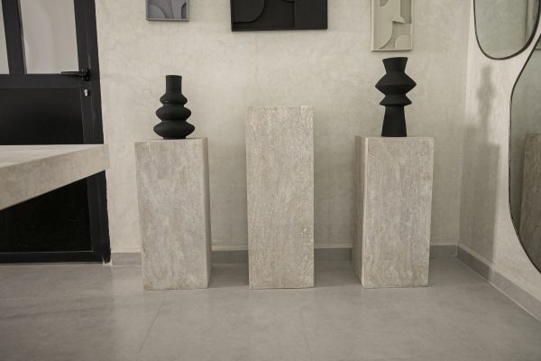 Colonnes en travertin