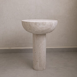 Table d’appoint en travertin