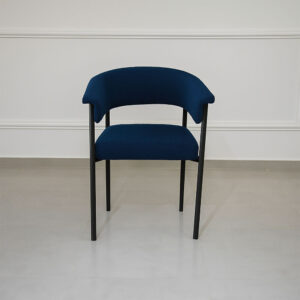 Chaise en fer forgé et tissu bouclette bleu nuit