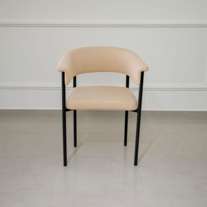 Chaise en fer forgé et tissu bouclette crème